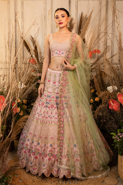 These 20+ Peach Lehengas Have Our Hearts Taken Away! | Latest bridal  dresses, Bridal lehenga collection, Indian bridal outfits